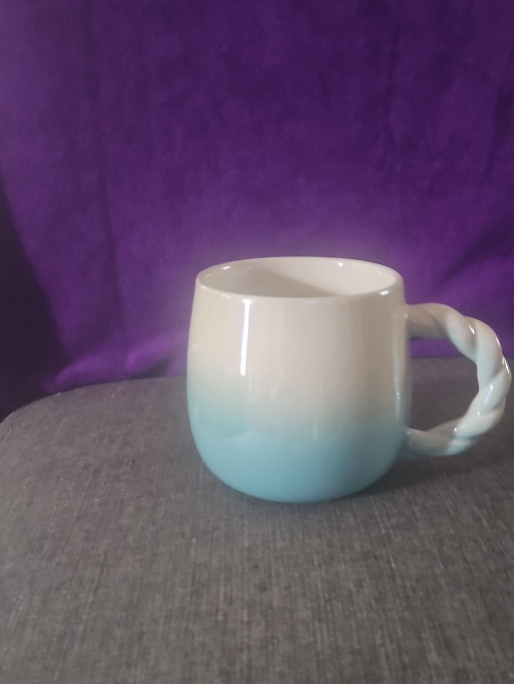 Ceramic Ombre Blue-White Coffee Mug with Twisted Handle